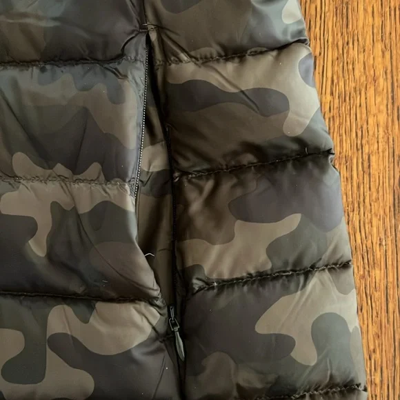 NWOT Eddie Bauer Camouflage Green Parka Packable and lightweight Size XS - Picture 9 of 16
